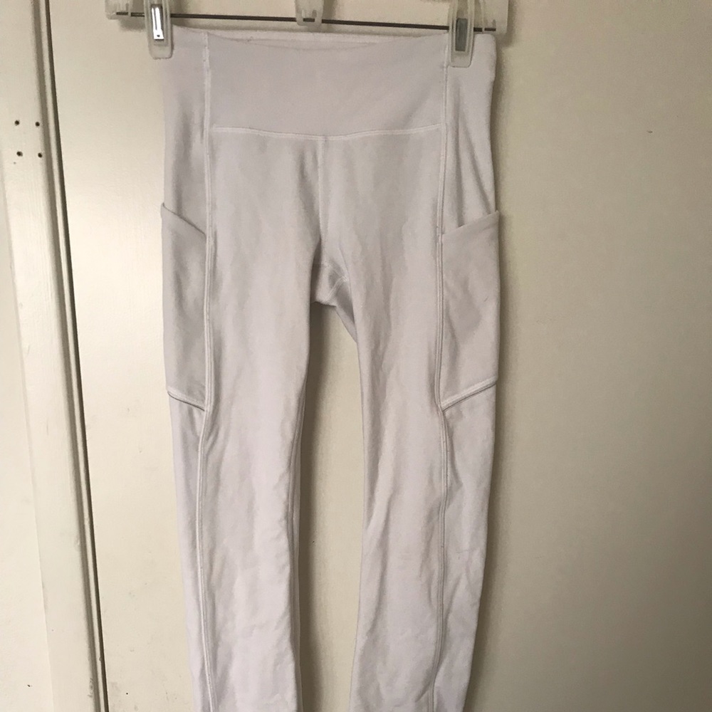Lululemon leggings white